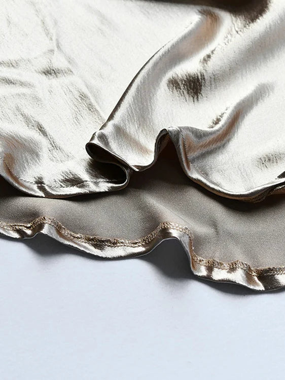 Robe Longue Satin Bretelles Lacets Dos Nu — Soirée Élégante 2026