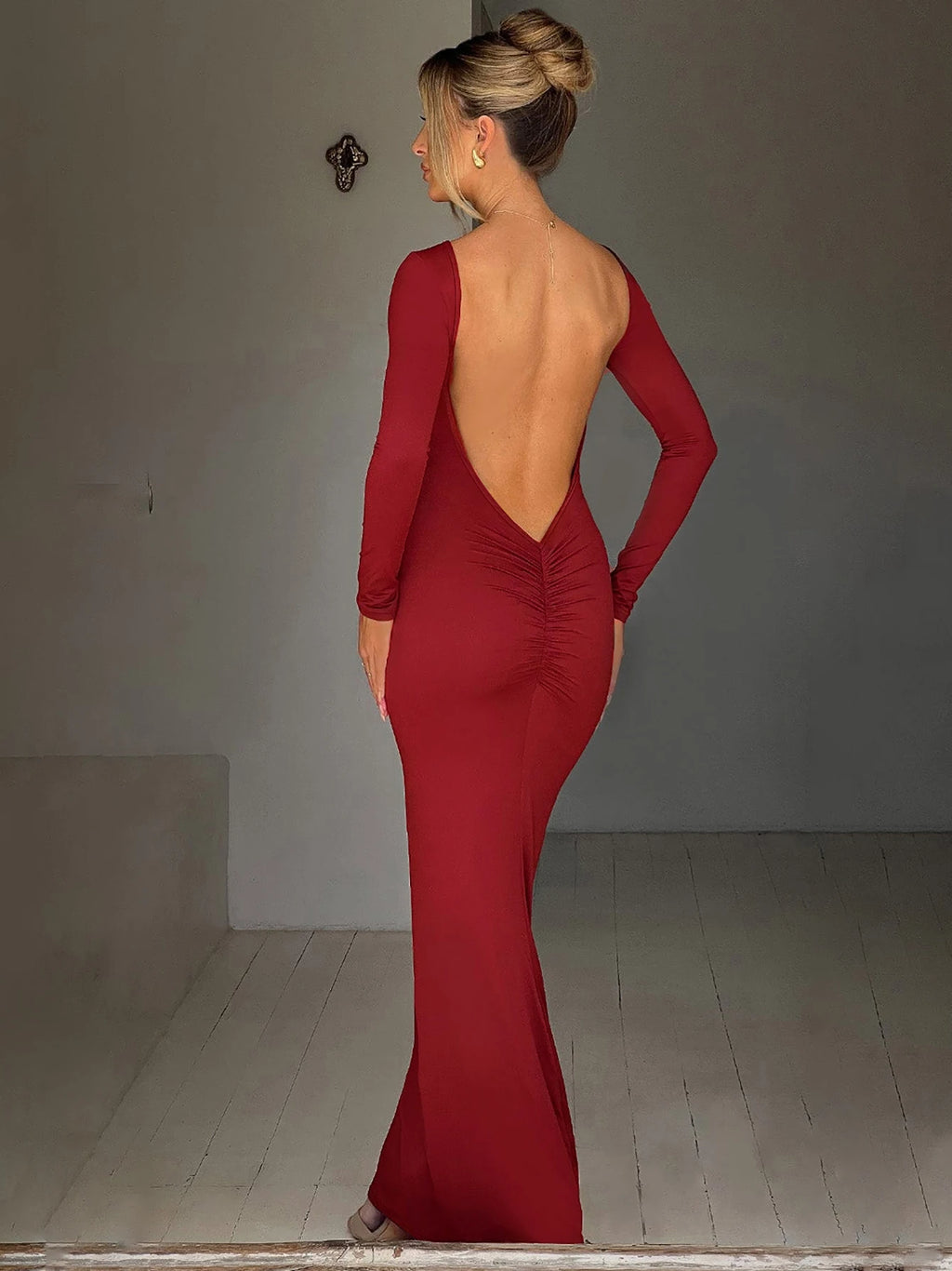 Robe Maxi Bodycon Dos Nu – Manches Longues, Coupe Slim, Style Soirée & Festival
