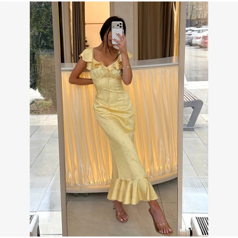 Robe Midi Satin Jaune Beurre — Dîner & Soirée Été 2026