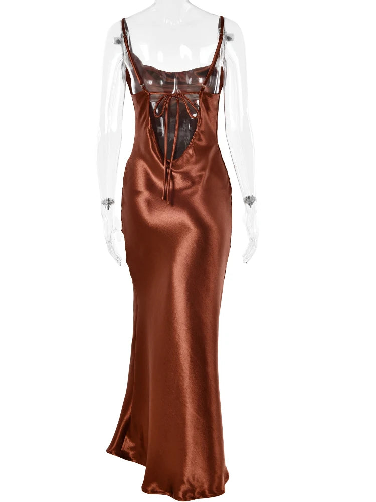Robe Longue Satin Bretelles Lacets Dos Nu — Soirée Élégante 2026