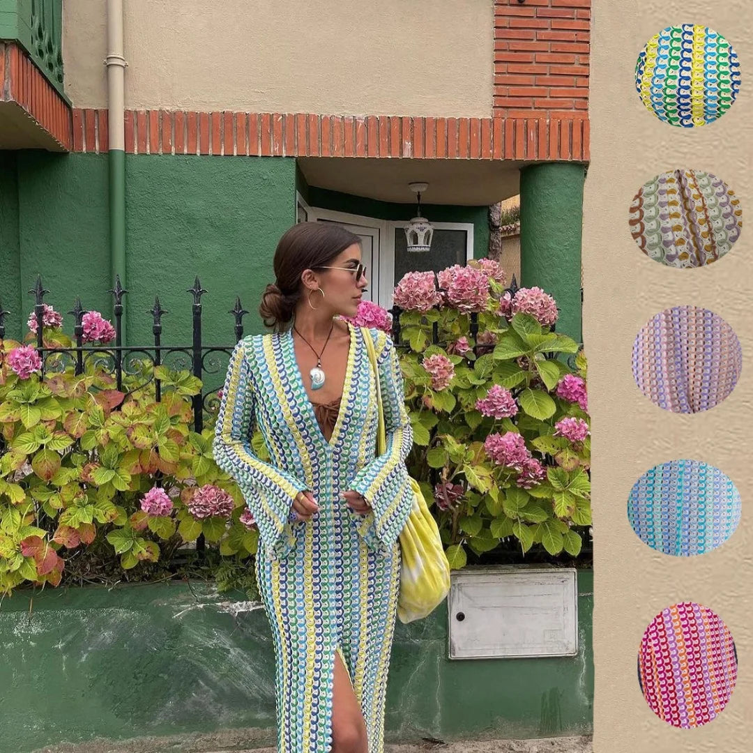 Robe Longue Maxi à Rayures Colorées au Crochet — Décolleté V & Fente Élégante
