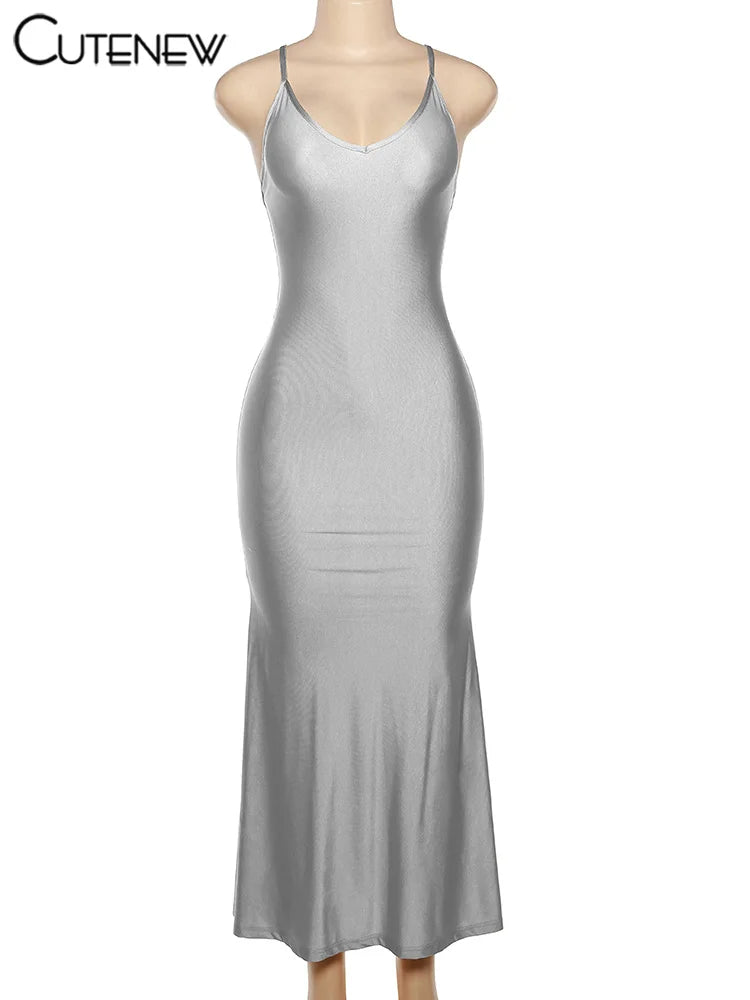 Robe Longue Rouge Brillante Bretelles Dos Nu — Streetwear & Soirée 2026